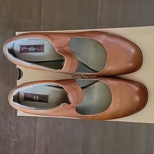 Womens Born Shoes